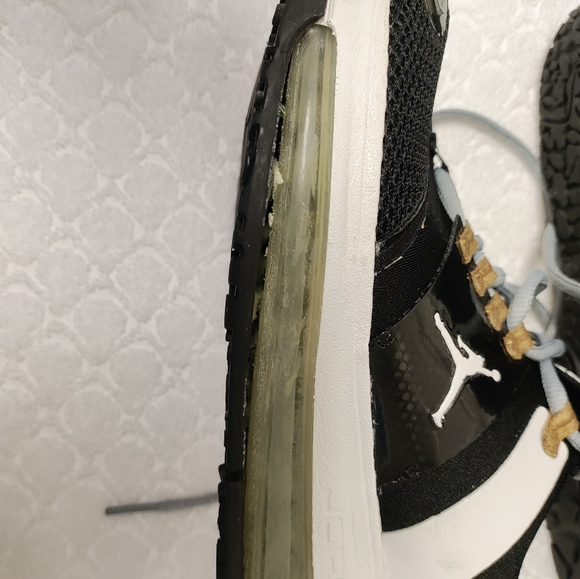 Rare Jordan Alpha Trunner Max Black White Metallic Gold Grey Men’s 8 Damaged - Picture 5 of 11